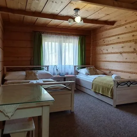 Alojamento de Acomodação e Pequeno-almoço Na Pukancu I 3*